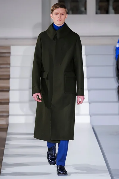 Look 32